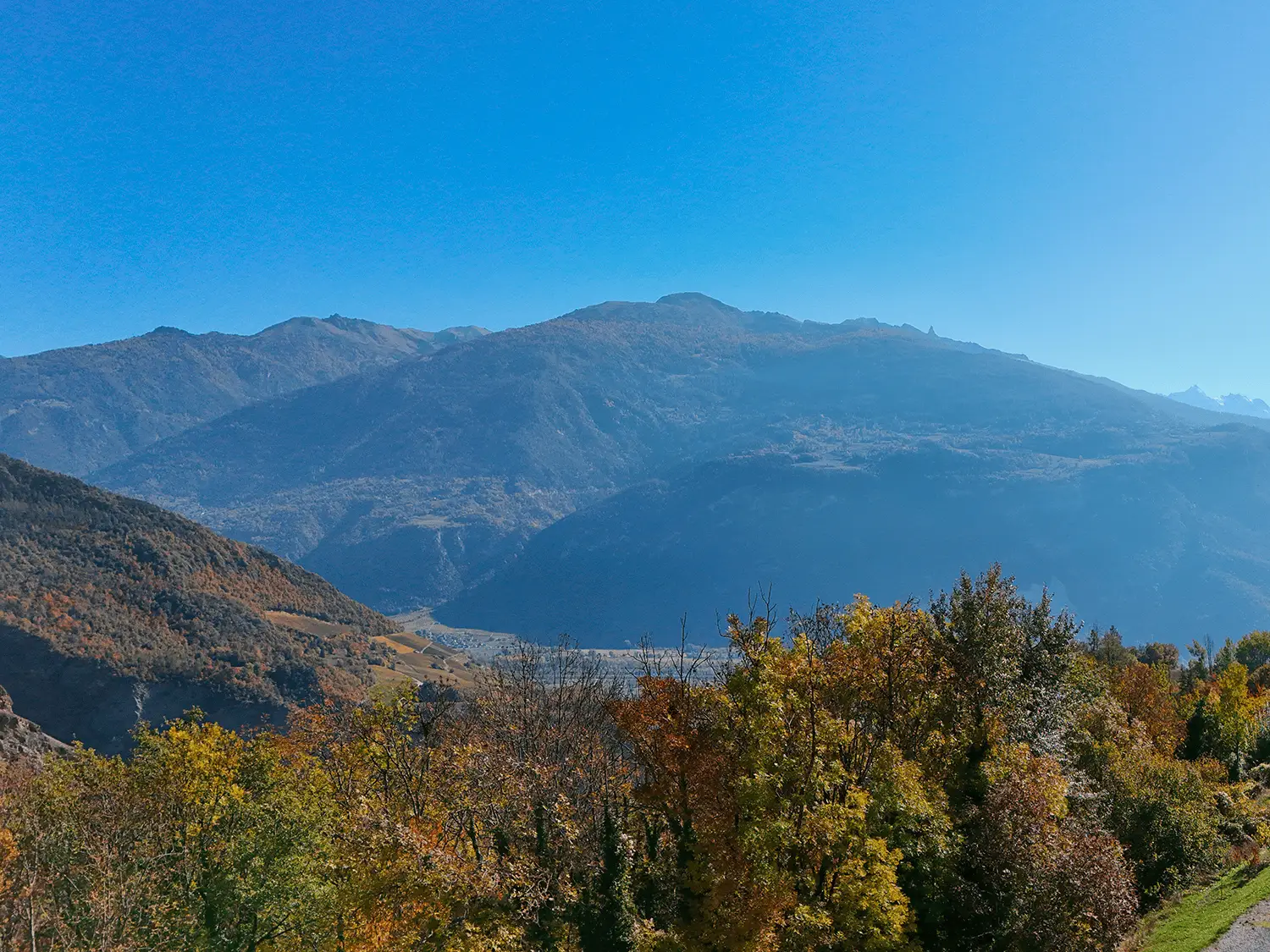 Ayent - Immeuble Ethéria - Vue sur la vallée